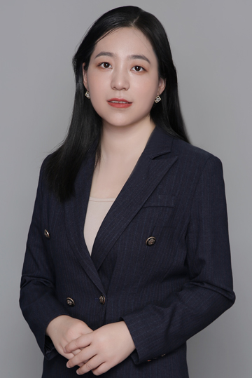 王簪老师照片